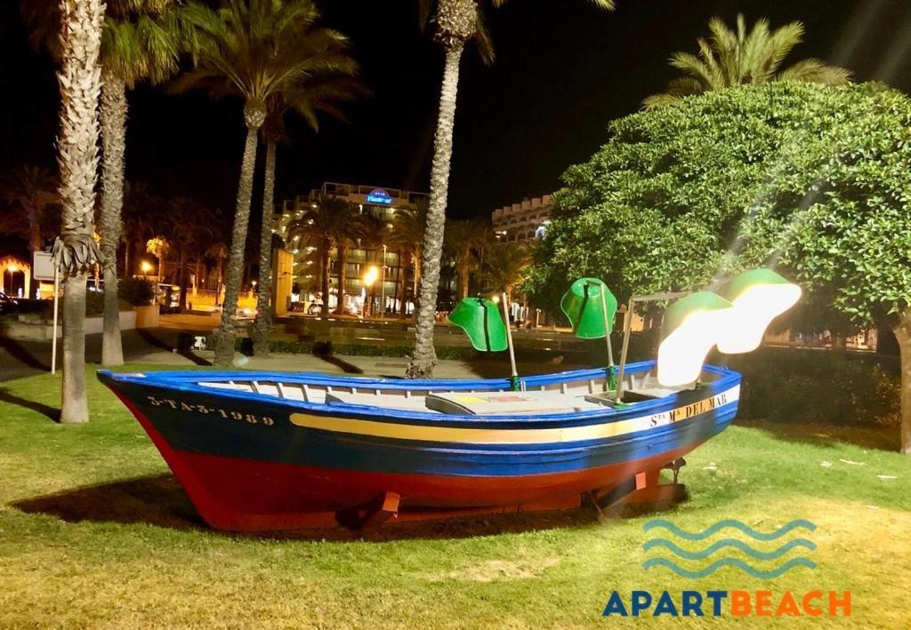Apartbeach Novelty 3º Frente Playa Y Gran Terraza Salou Exteriör bild
